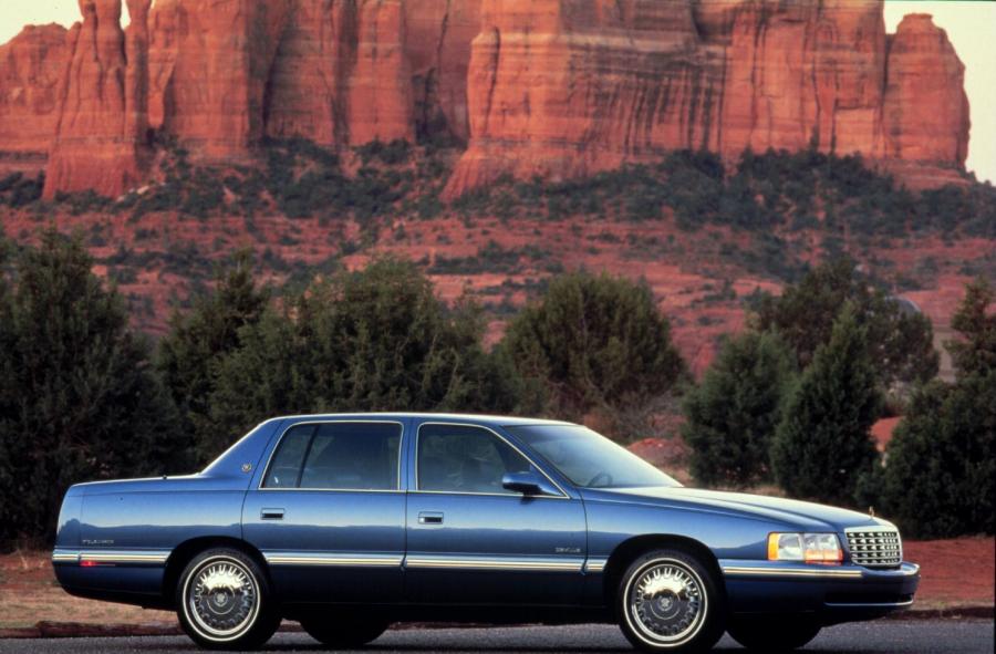  Cadillac DeVille 1994 года  (фото 11 из 21)
